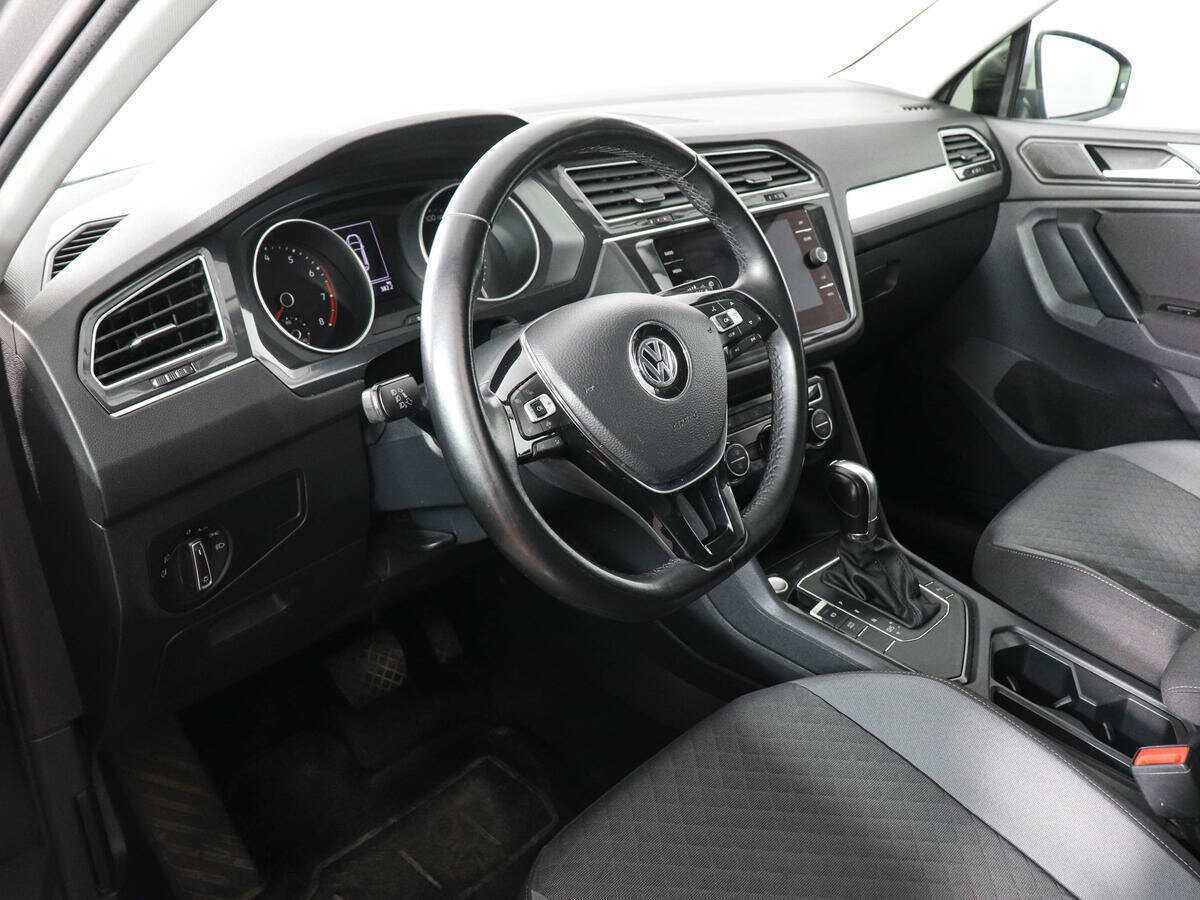 Купить Volkswagen Tiguan L, 2019, 97 250 км, фото №9