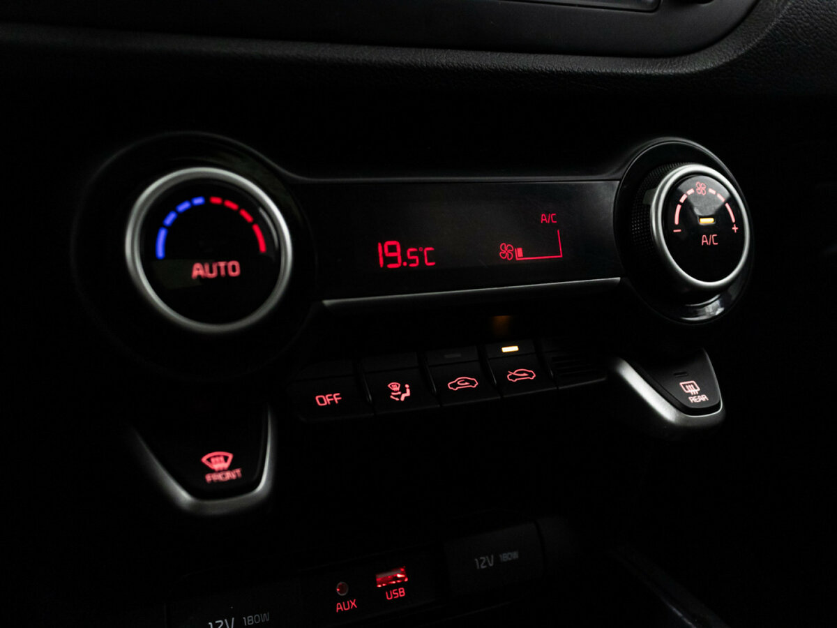 Купить Kia Rio IV, 2019, 125 398 км, фото №15