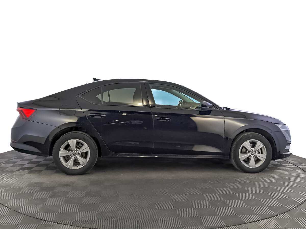 Купить Skoda Octavia, 2021, 111 315 км, фото №4