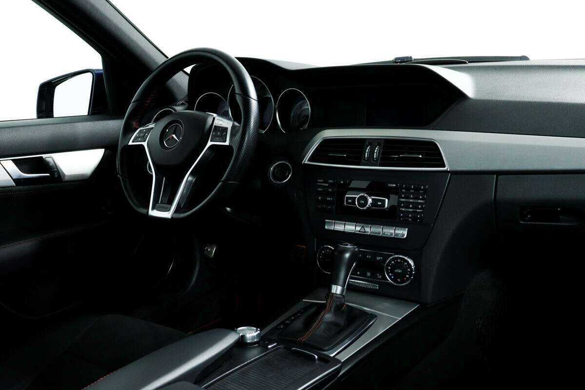 Купить Mercedes-Benz C-Класс 180, 2013, 91 795 км, фото №9