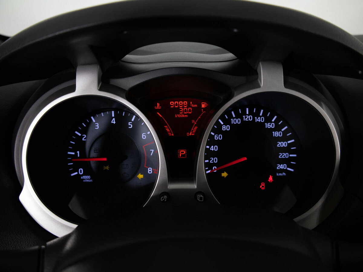Купить Nissan Juke I, 2013, 90 881 км, фото №9