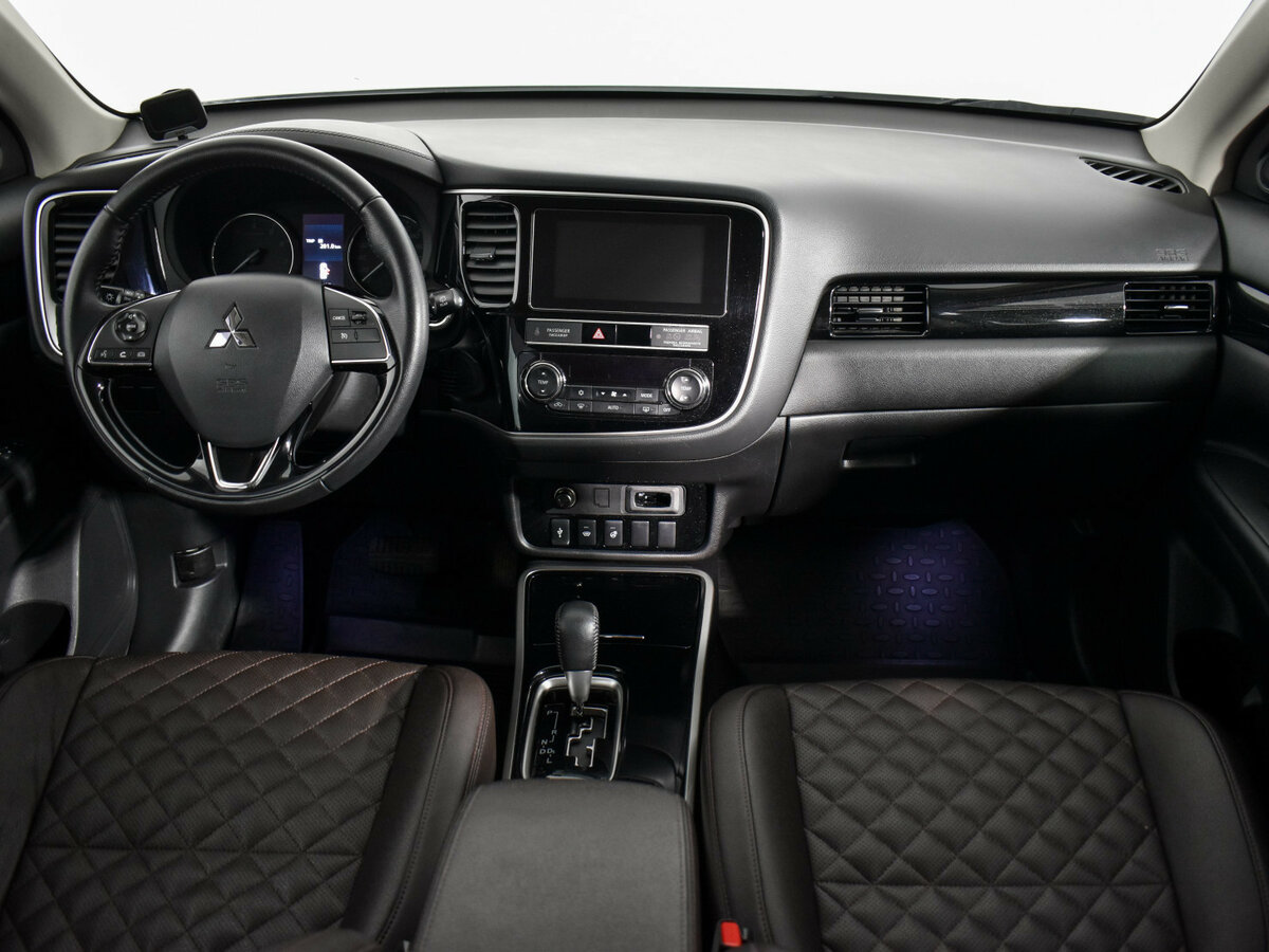 Купить Mitsubishi Outlander III Рестайлинг 3, 2019, 70 374 км, фото №10
