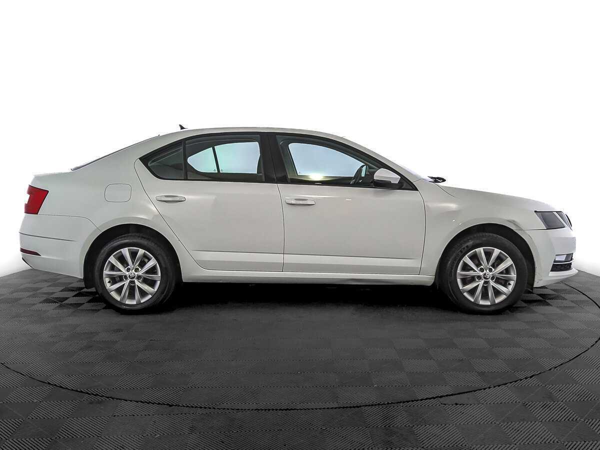 Купить Skoda Octavia, 2017, 98 782 км, фото №4