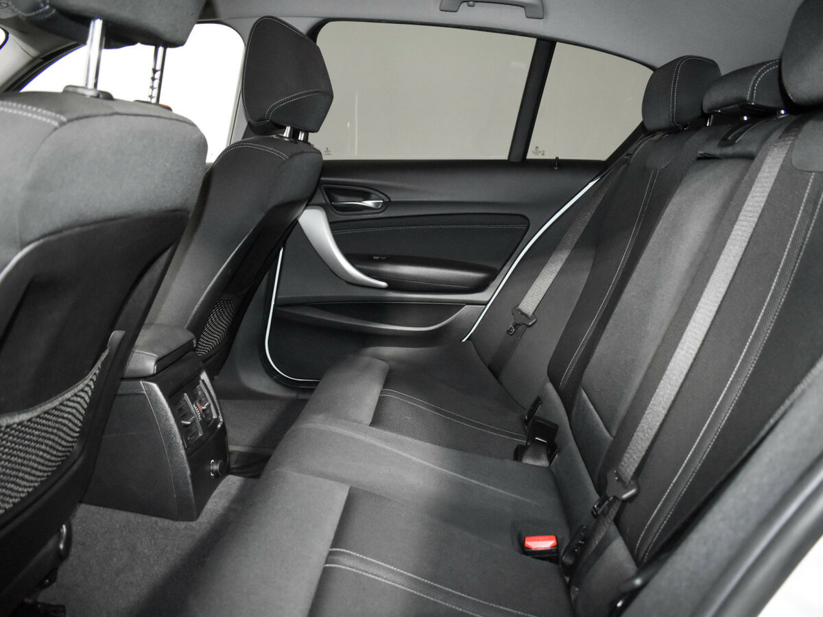 Купить BMW 1 серии 118i II (F20/F21) Рестайлинг 2, 2018, 124 366 км, фото №12