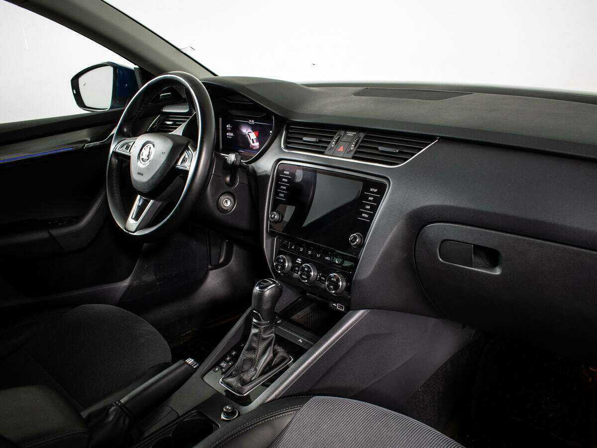 Купить Skoda Octavia, 2020, 72 000 км, фото №9
