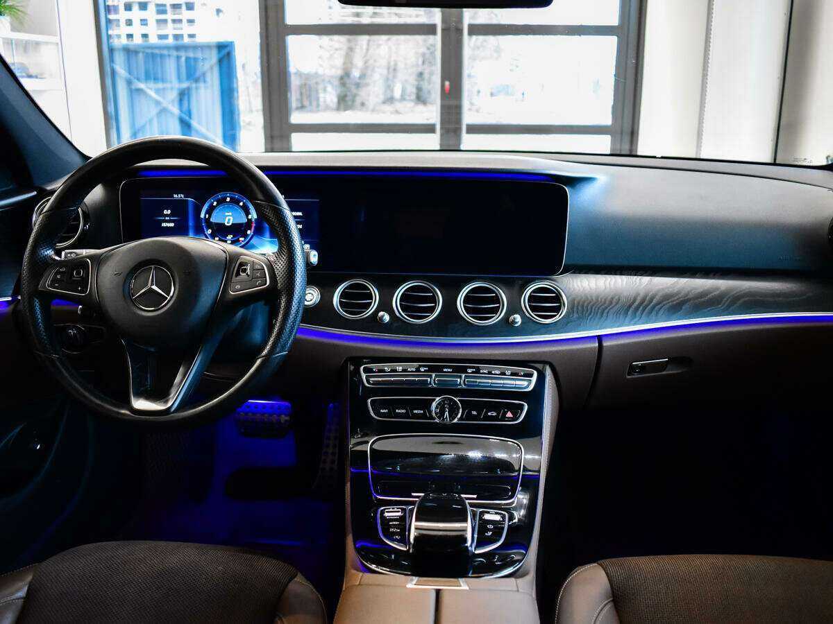 Купить Mercedes-Benz E-Класс All-Terrain 220 d, 2017, 157 330 км, фото №9