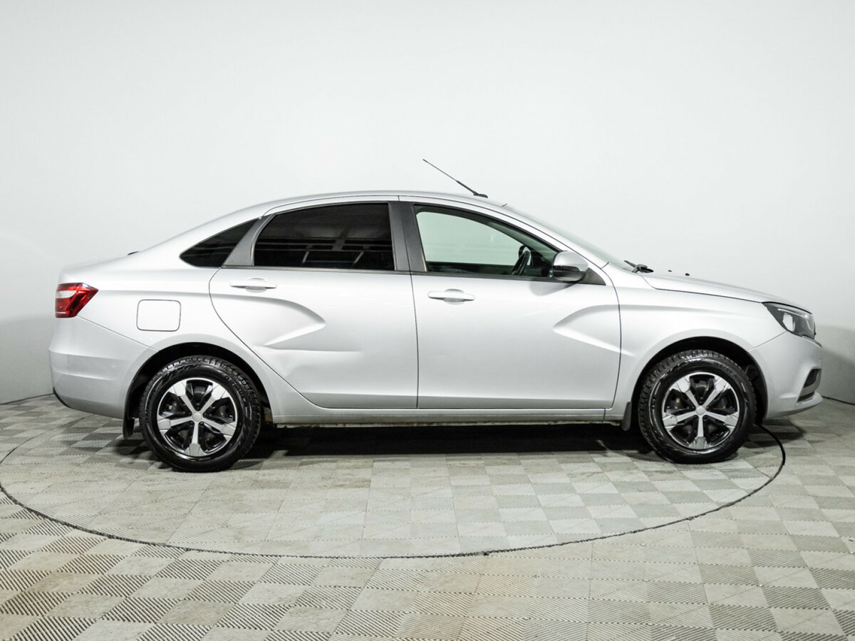 Купить Lada (ВАЗ) Vesta I, 2019, 110 302 км, фото №4