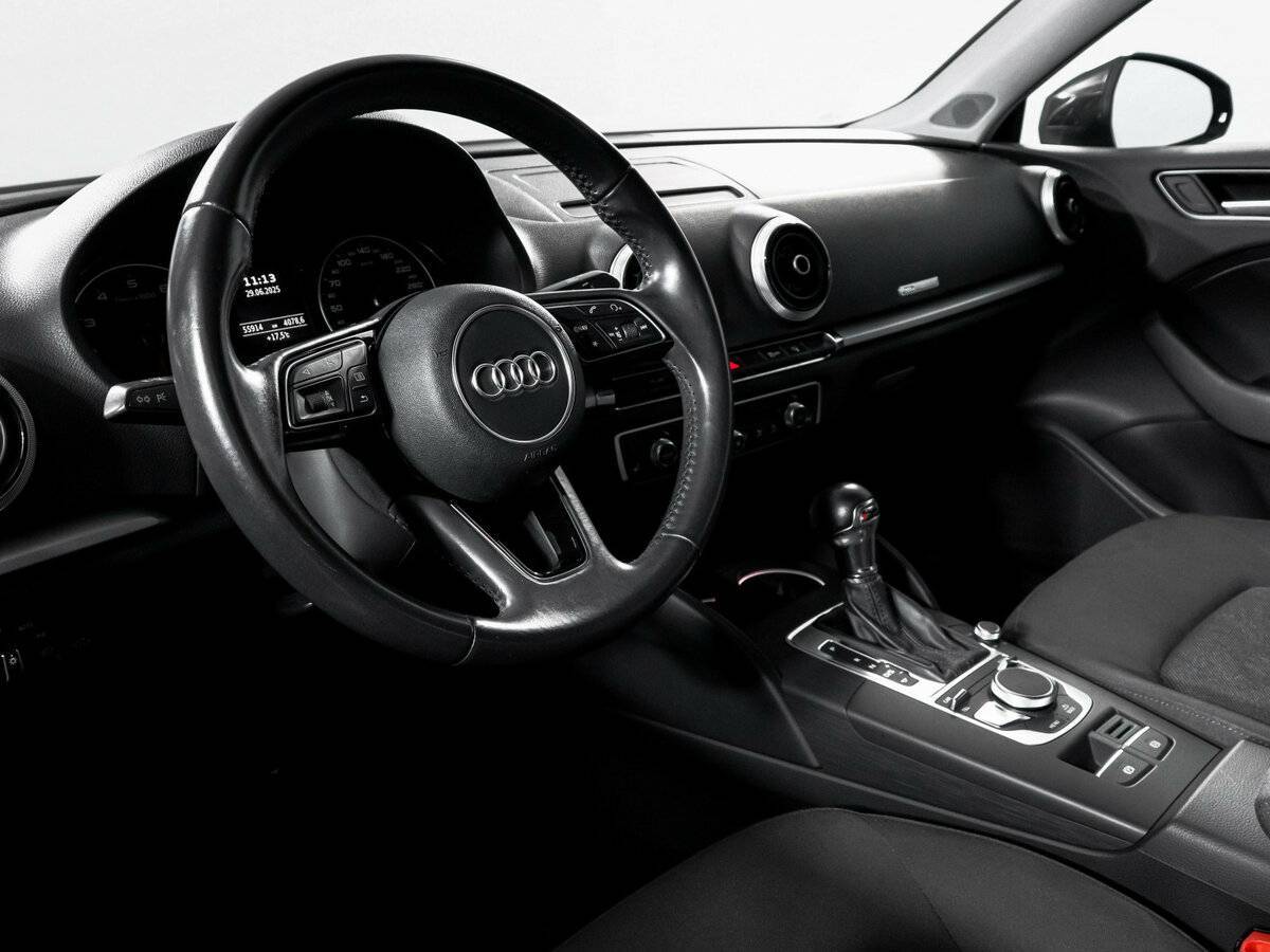 Купить Audi A3, 2017, 55 913 км, фото №13