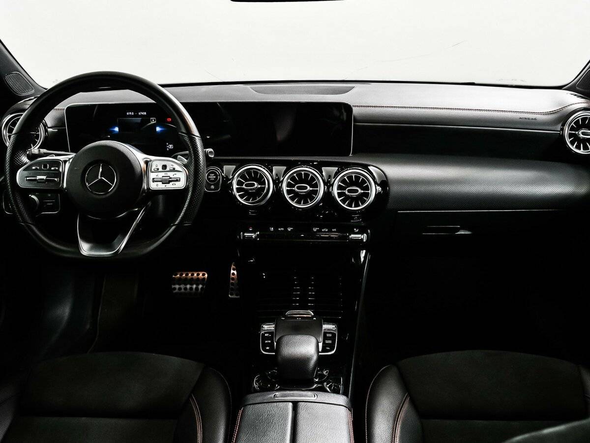 Купить Mercedes-Benz CLA 200, 2019, 66 210 км, фото №11
