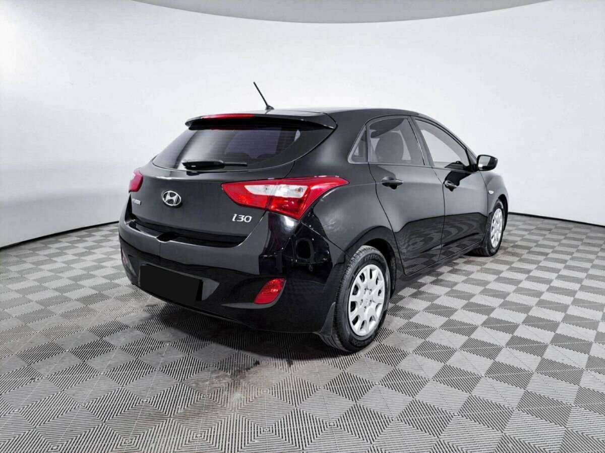 Купить Hyundai i30, 2012, 114 000 км, фото №5