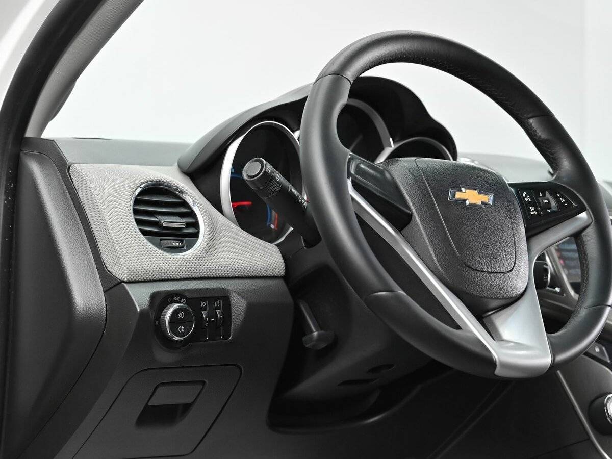 Купить Chevrolet Cruze, 2013, 165 000 км, фото №9