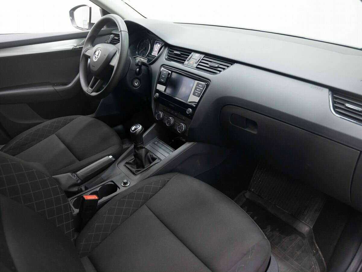 Купить Skoda Octavia, 2019, 90 000 км, фото №11