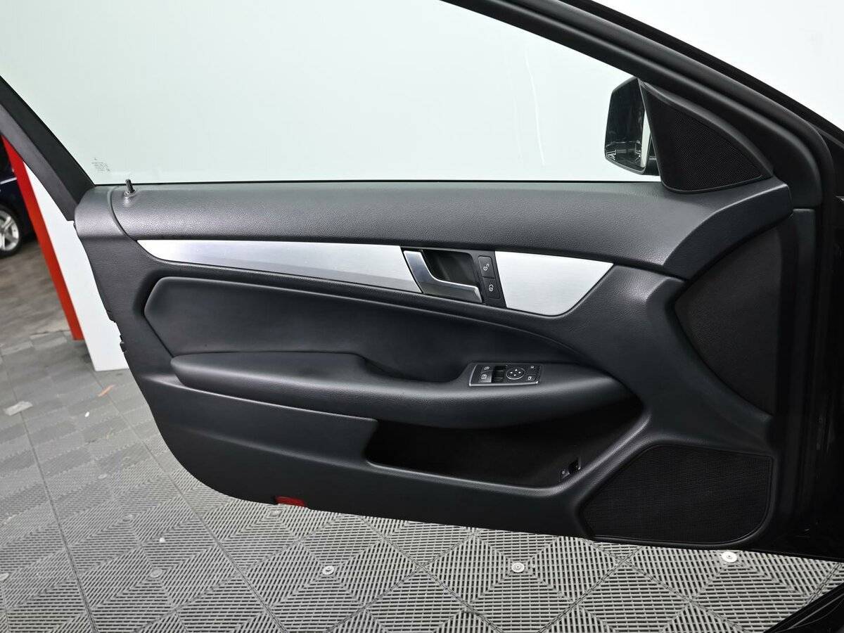 Купить Mercedes-Benz C-Класс 250, 2013, 155 000 км, фото №6