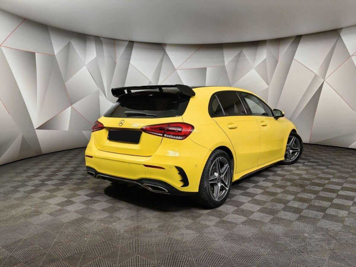 Купить Mercedes-Benz A-Класс 220, 2019, 60 295 км, фото №2