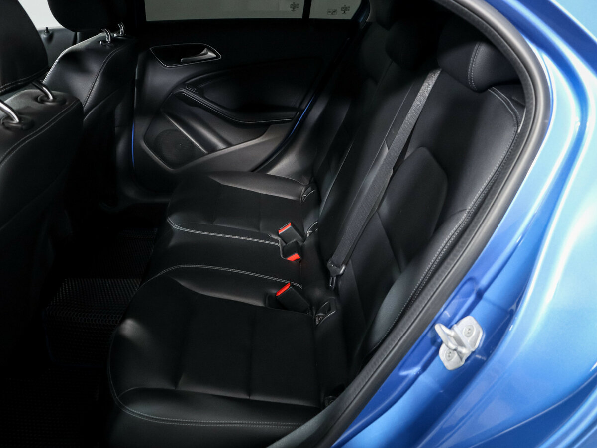 Купить Mercedes-Benz A-Класс 180 III (W176) Рестайлинг, 2016, 136 701 км, фото №8