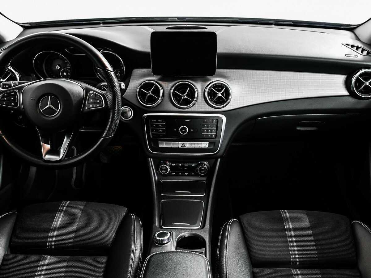 Купить Mercedes-Benz GLA 200, 2018, 53 539 км, фото №11