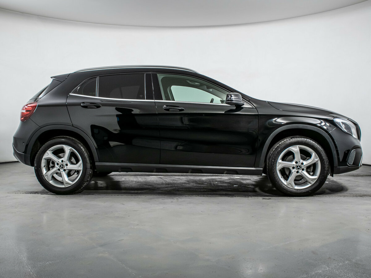 Купить Mercedes-Benz GLA 200 I (X156) Рестайлинг, 2018, 48 258 км, фото №4