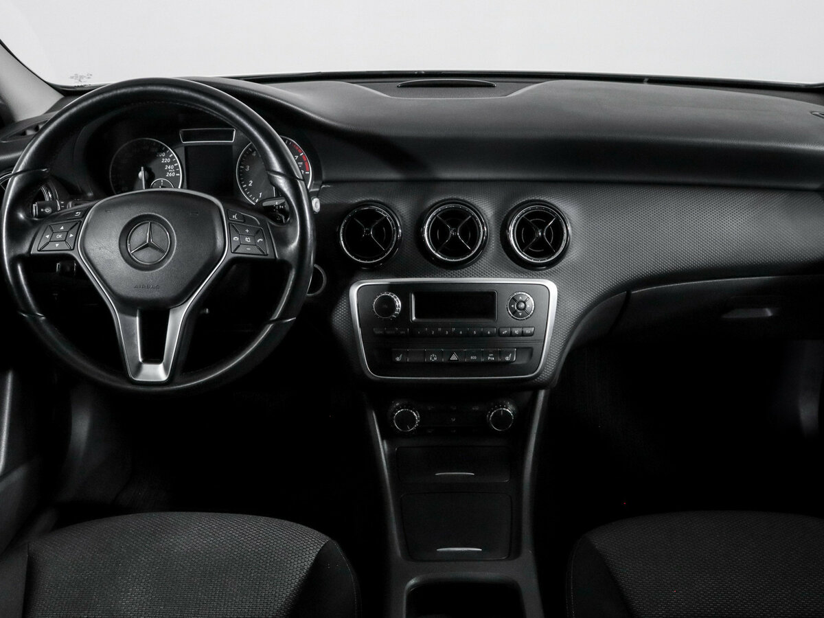 Купить Mercedes-Benz A-Класс 180 III (W176), 2014, 120 515 км, фото №10