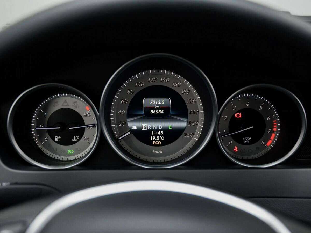 Купить Mercedes-Benz C-Класс 250, 2013, 81 000 км, фото №25