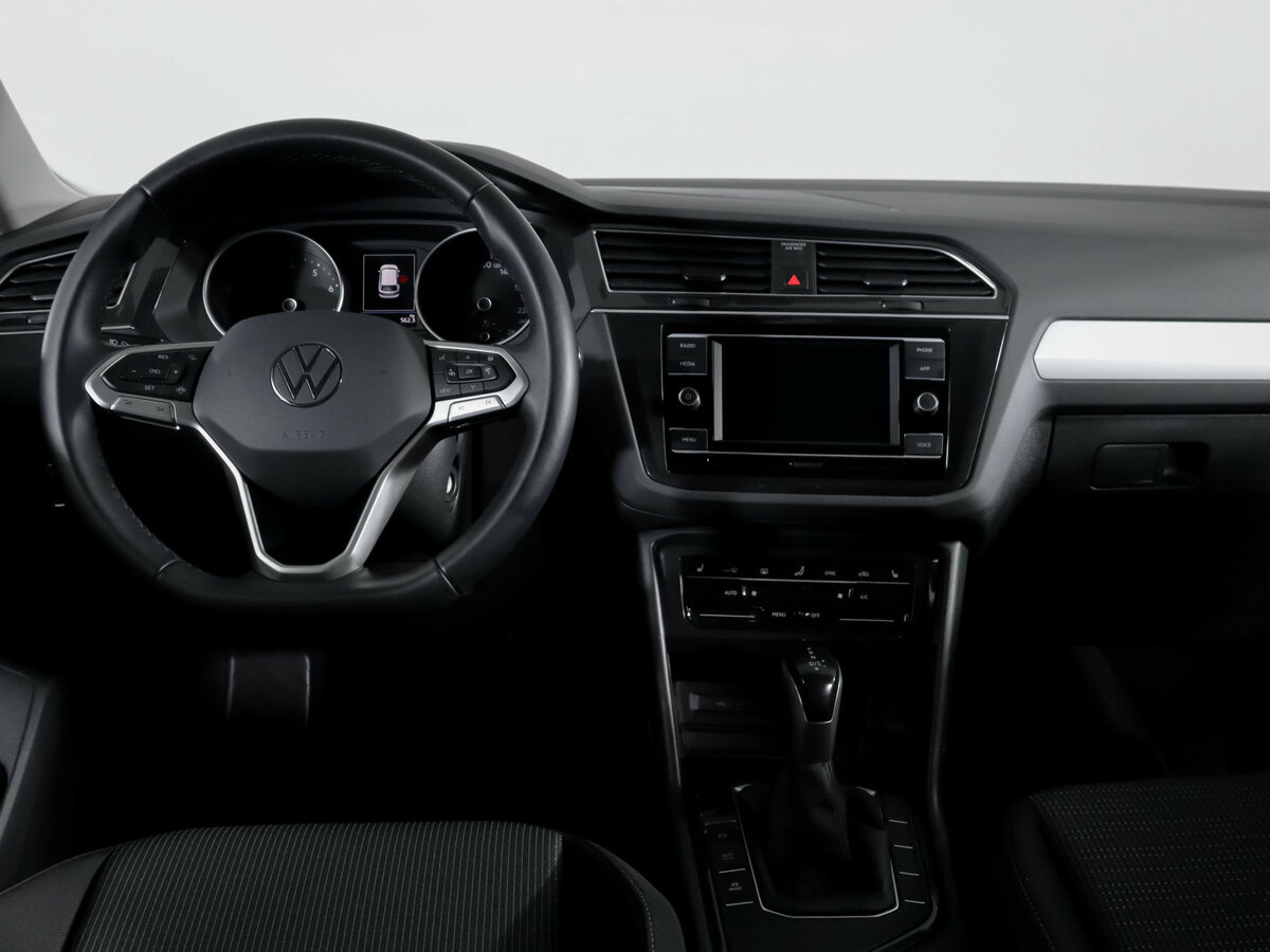 Купить Volkswagen Tiguan II Рестайлинг, 2021, 8 100 км, фото №12