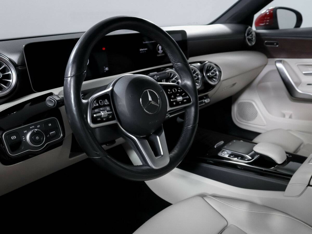 Купить Mercedes-Benz A-Класс 220 IV (W177), 2019, 105 369 км, фото №11