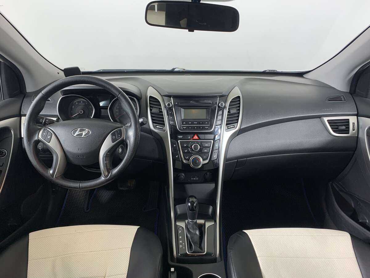 Купить Hyundai i30, 2012, 258 063 км, фото №10