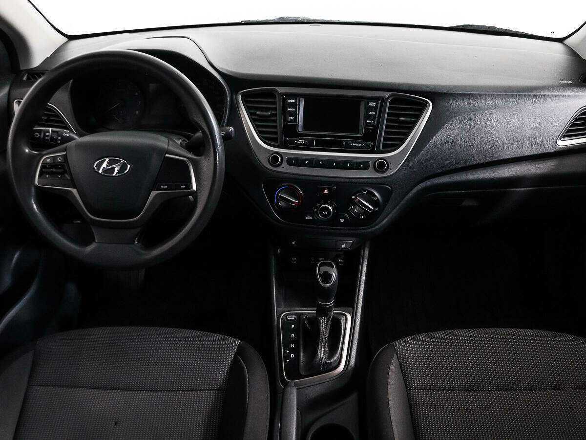 Купить Hyundai Solaris, 2019, 70 413 км, фото №10