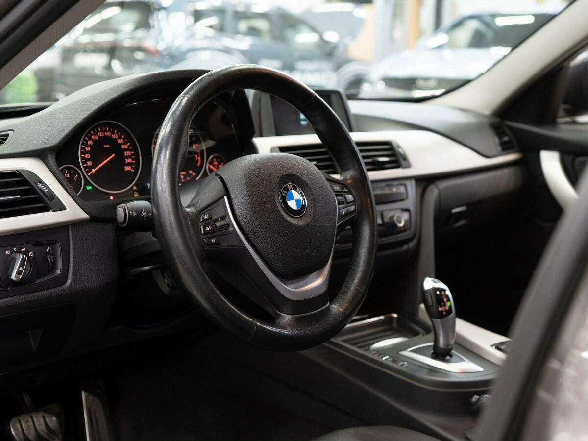 Купить BMW 3 серии 320i, 2014, 217 000 км, фото №5