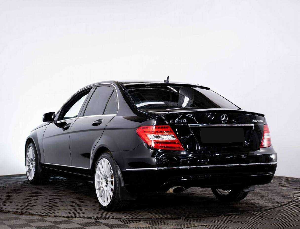 Купить Mercedes-Benz C-Класс 250, 2013, 121 000 км, фото №4