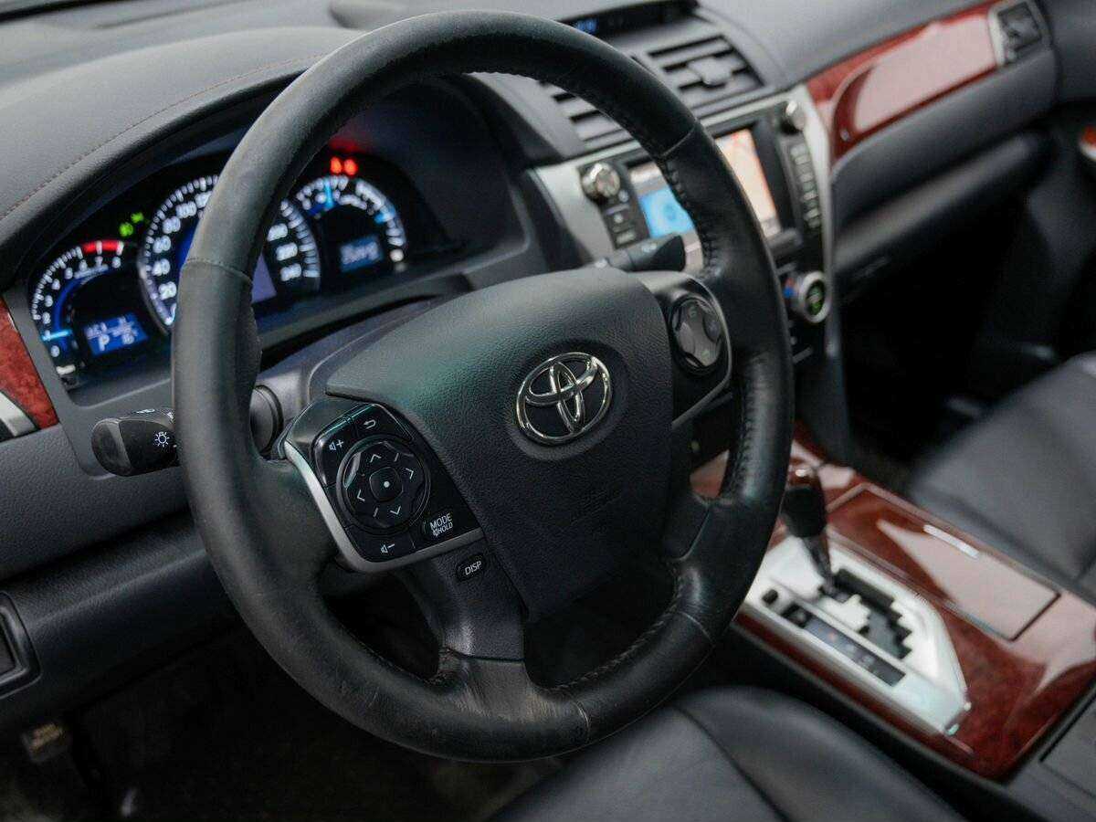 Купить Toyota Camry, 2014, 252 639 км, фото №18
