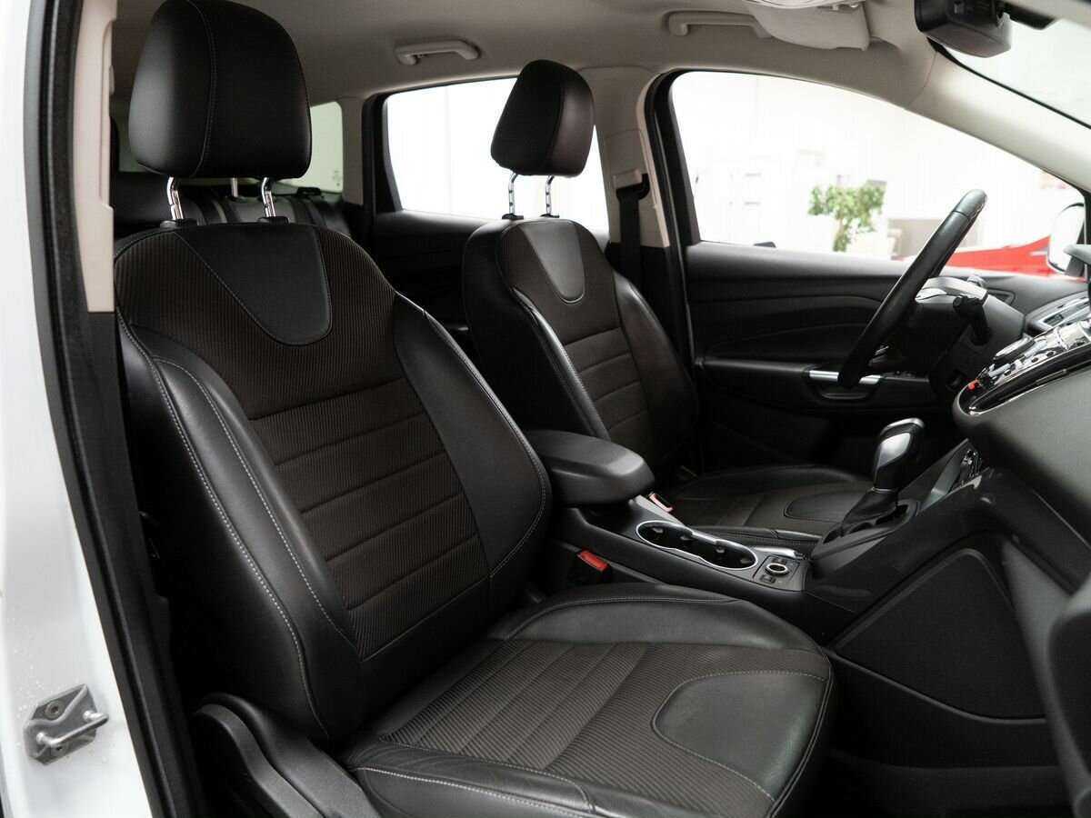 Купить Ford Kuga, 2016, 85 000 км, фото №9