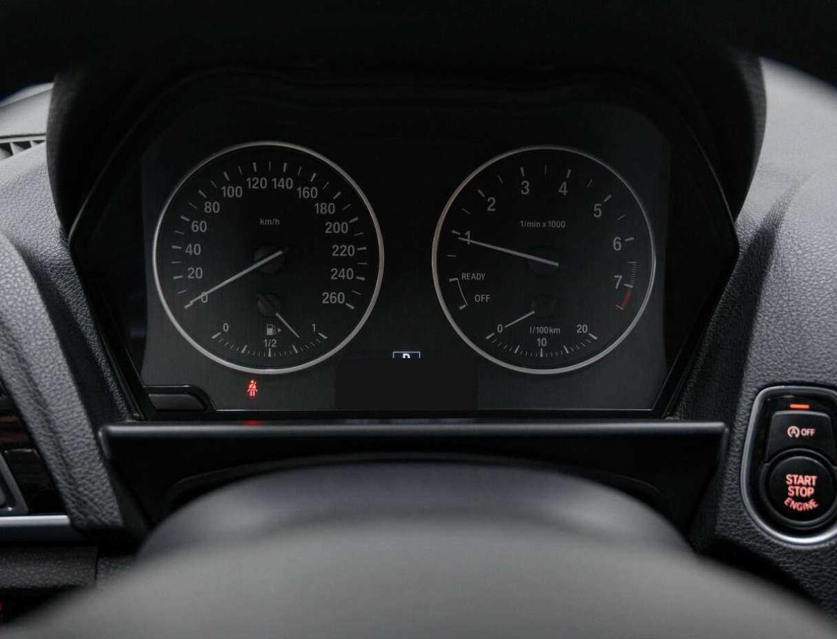 Купить BMW 1 серии 118i, 2016, 121 000 км, фото №25