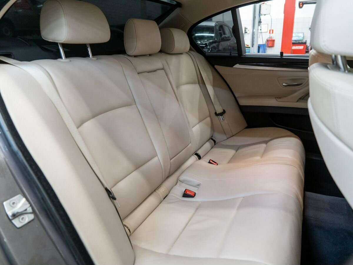 Купить BMW 5 серии 535i xDrive, 2012, 115 270 км, фото №8