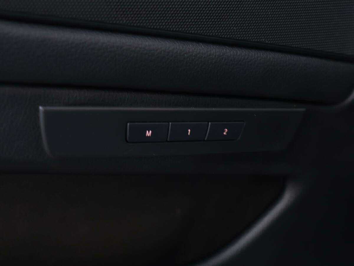 Купить BMW 5 серии 530d xDrive, 2012, 257 597 км, фото №18