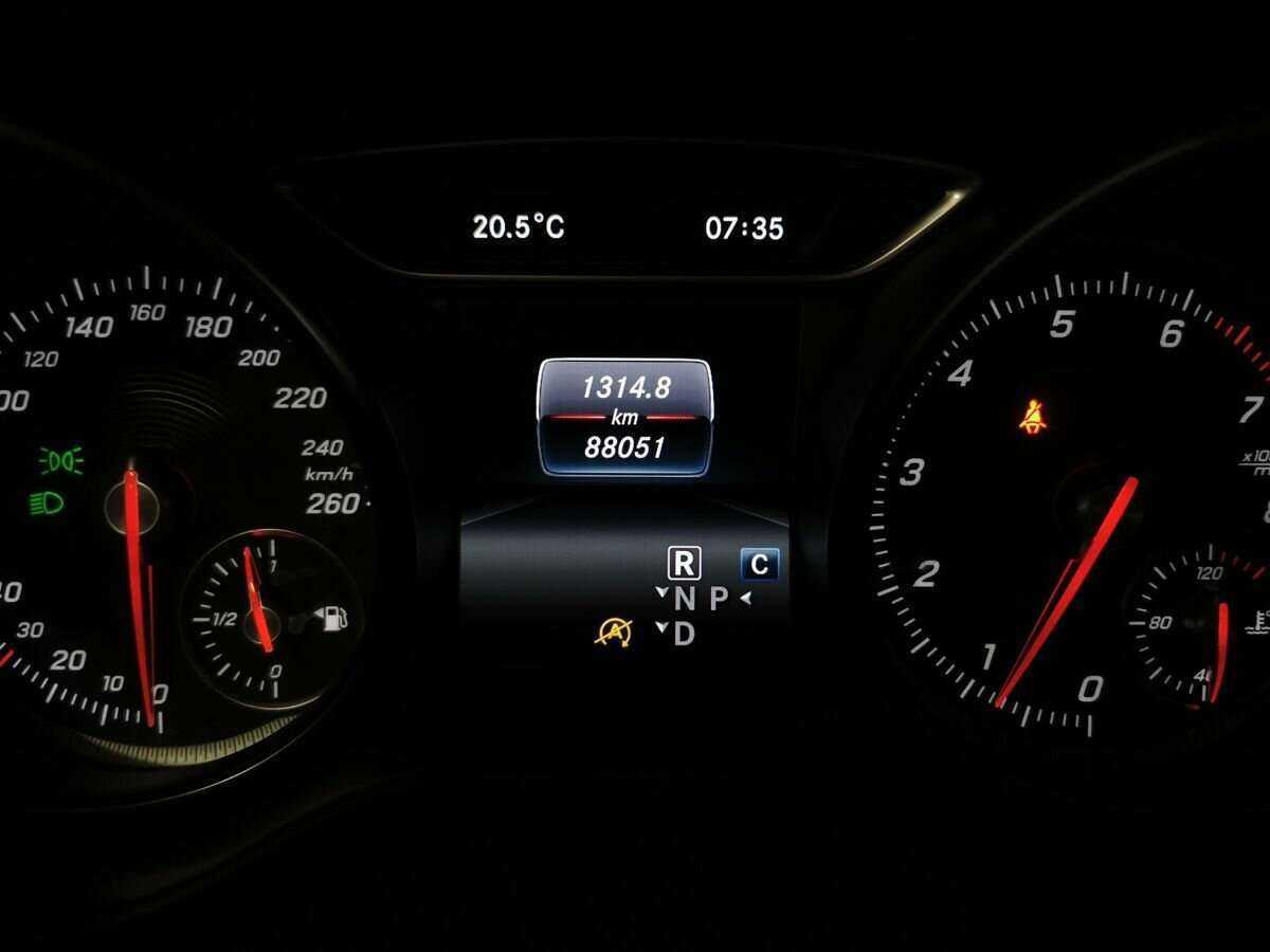 Купить Mercedes-Benz CLA 200, 2017, 88 049 км, фото №16