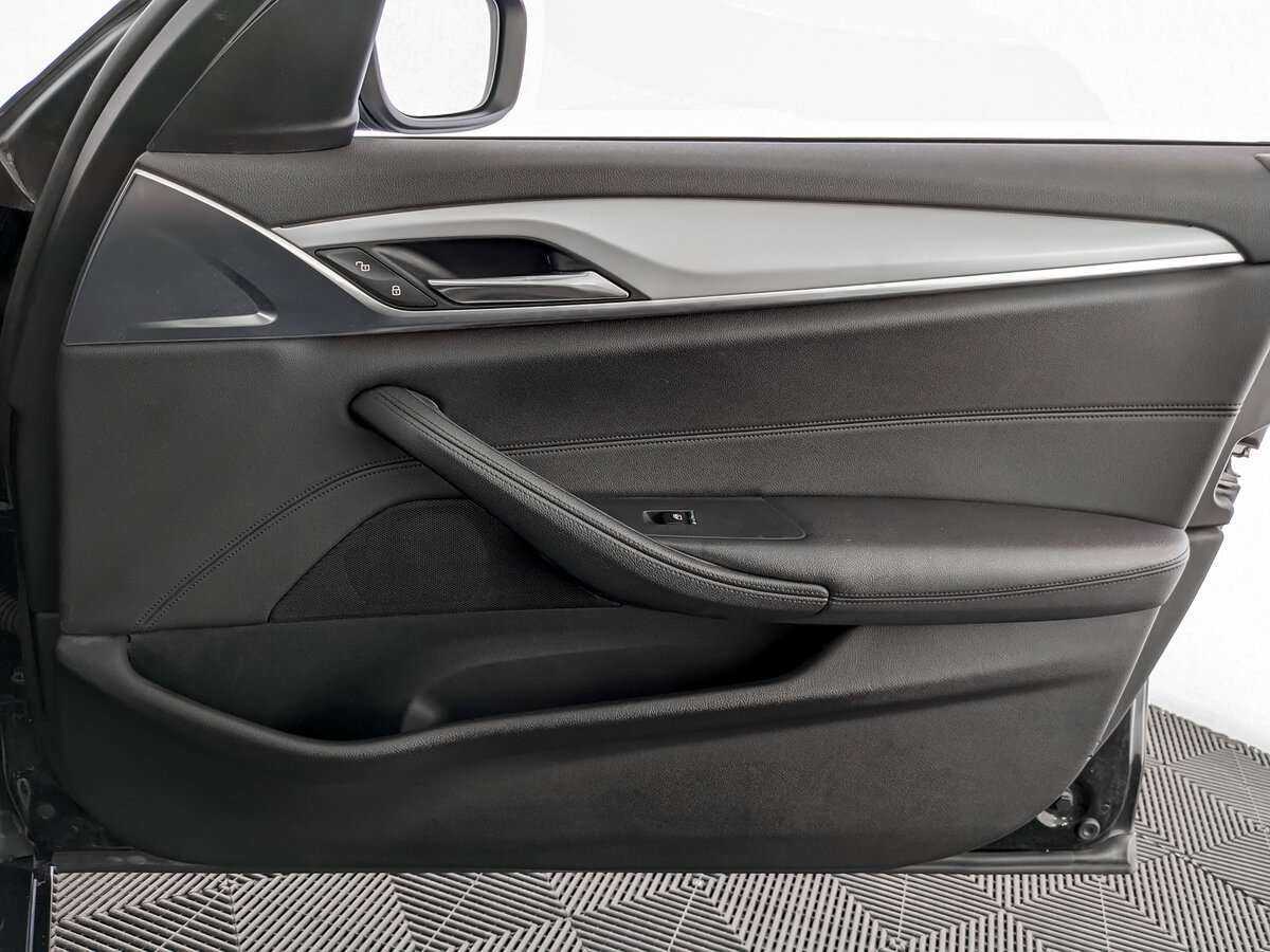 Купить BMW 5 серии 520i, 2018, 187 995 км, фото №22