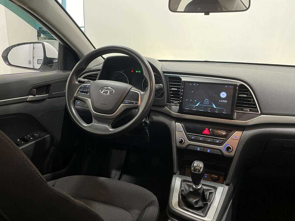 Купить Hyundai Elantra, 2016, 137 993 км, фото №7