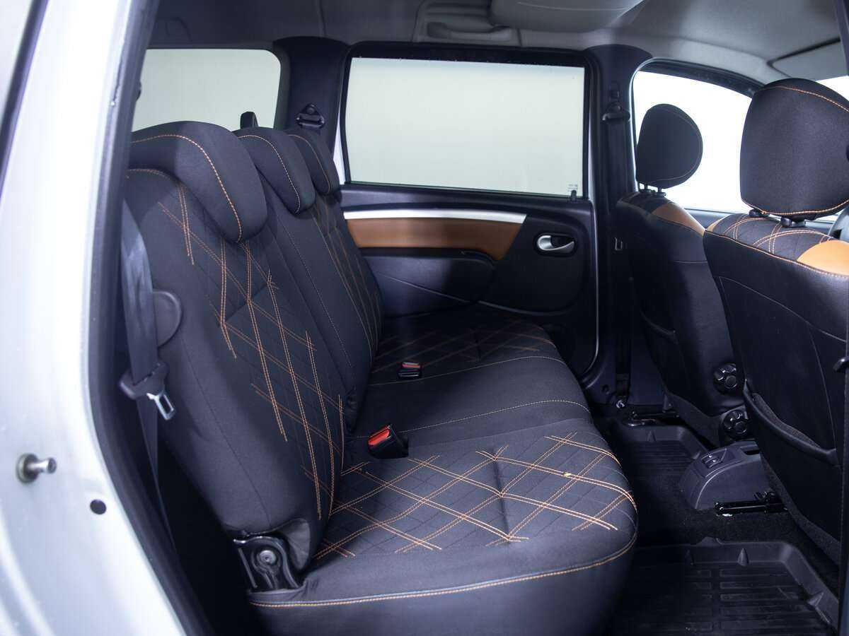 Купить Lada (ВАЗ) Largus Cross, 2019, 90 351 км, фото №10