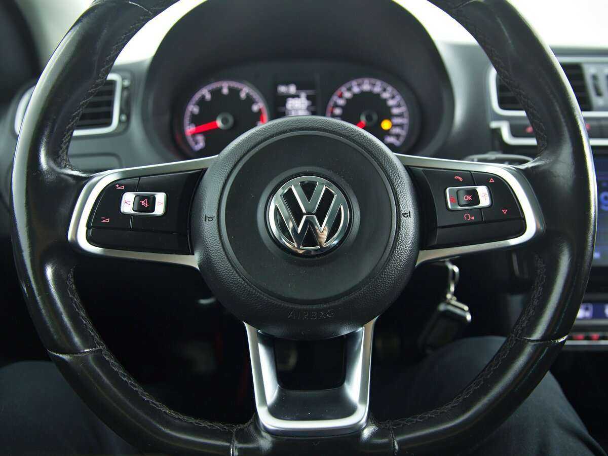 Купить Volkswagen Polo, 2018, 112 000 км, фото №9