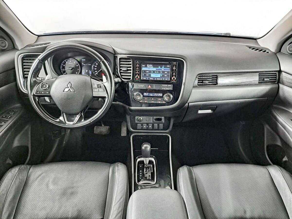 Купить Mitsubishi Outlander, 2017, 88 421 км, фото №12