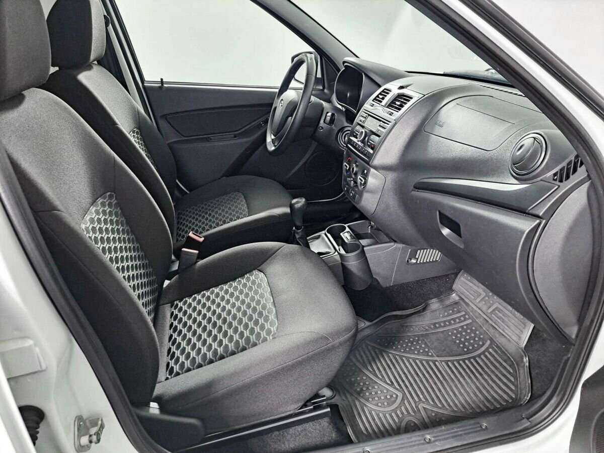 Купить Lada (ВАЗ) Granta, 2020, 77 932 км, фото №11