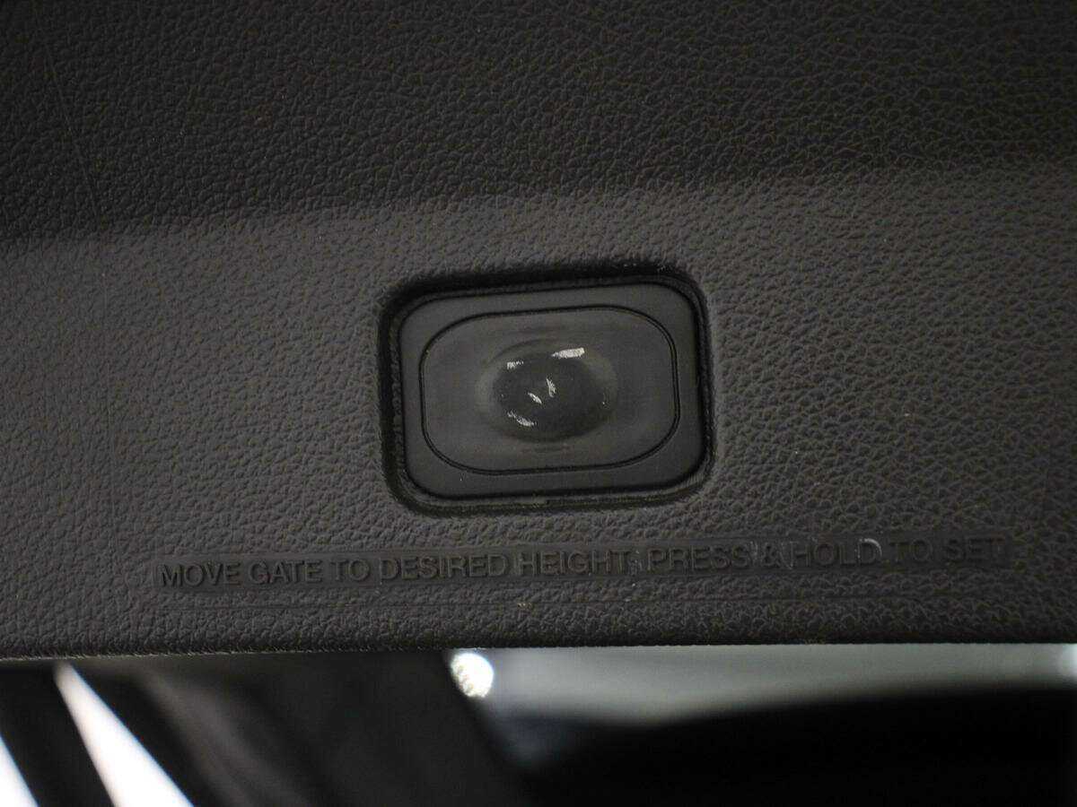 Купить Ford Explorer Sport, 2013, 150 300 км, фото №12