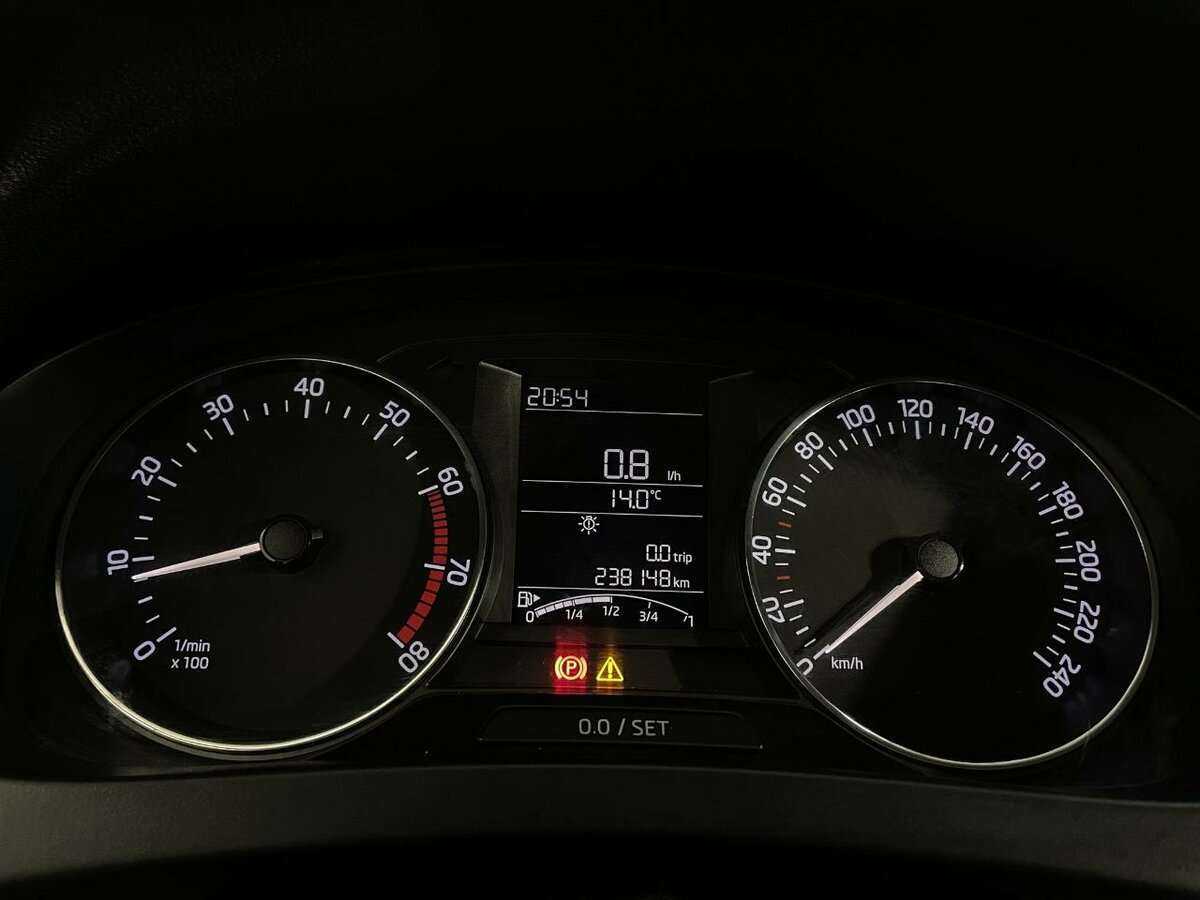 Купить Skoda Rapid, 2016, 238 147 км, фото №10