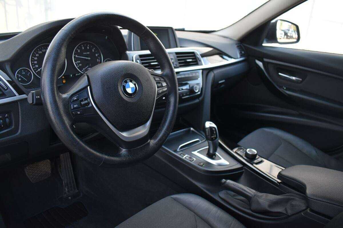 Купить BMW 3 серии 318i, 2018, 116 953 км, фото №10