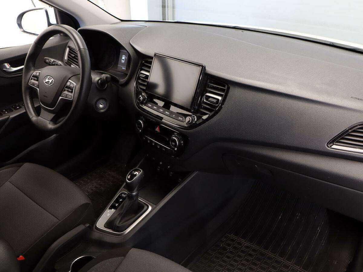 Купить Hyundai Solaris, 2020, 17 001 км, фото №7