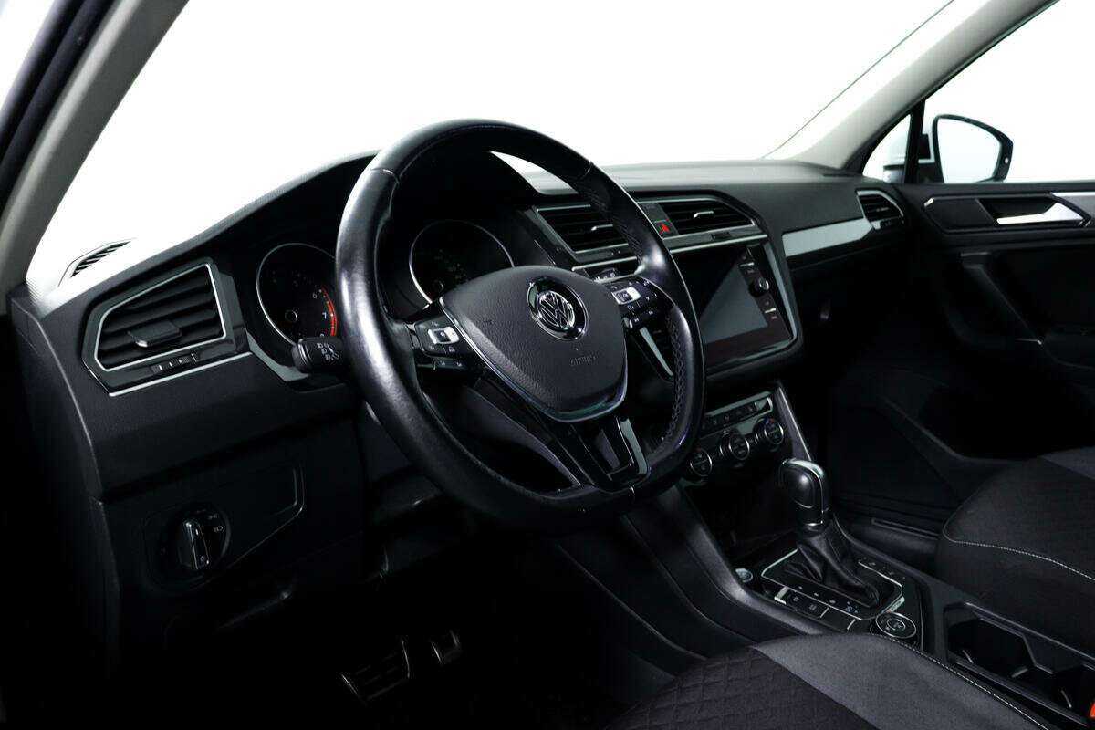 Купить Volkswagen Tiguan, 2018, 87 142 км, фото №12
