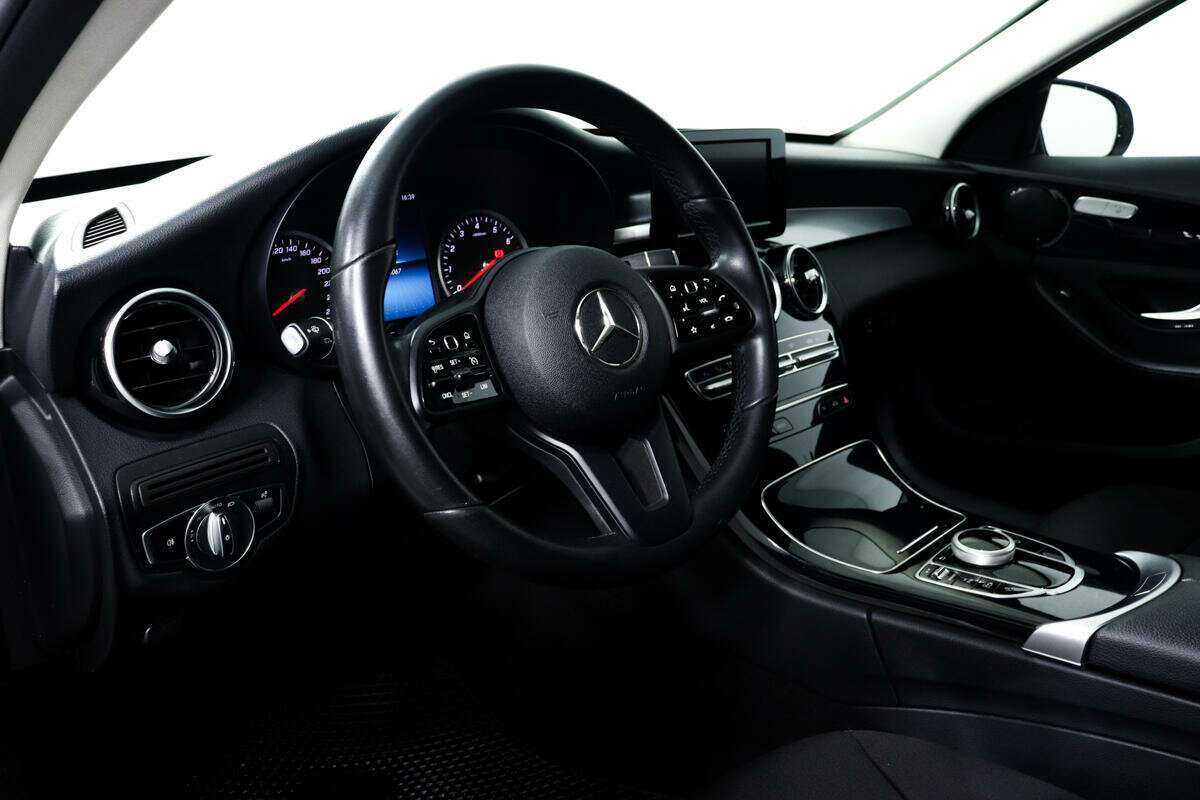 Купить Mercedes-Benz C-Класс 180, 2018, 54 975 км, фото №13
