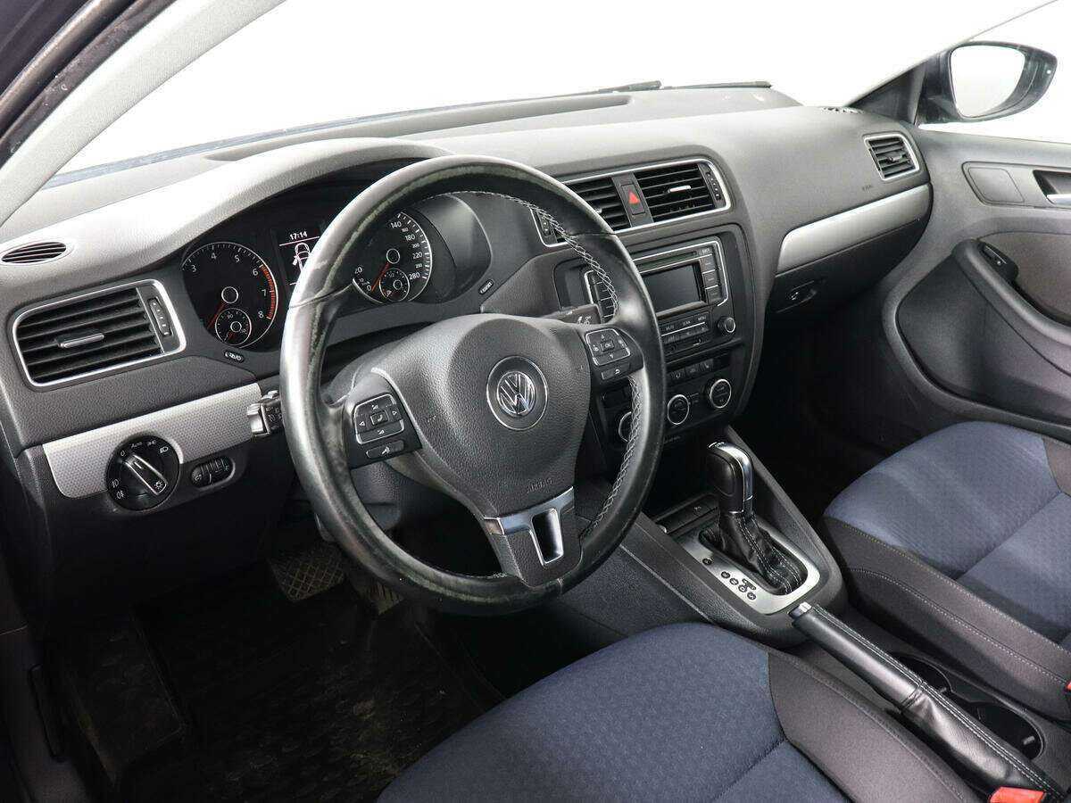 Купить Volkswagen Jetta, 2013, 127 564 км, фото №8
