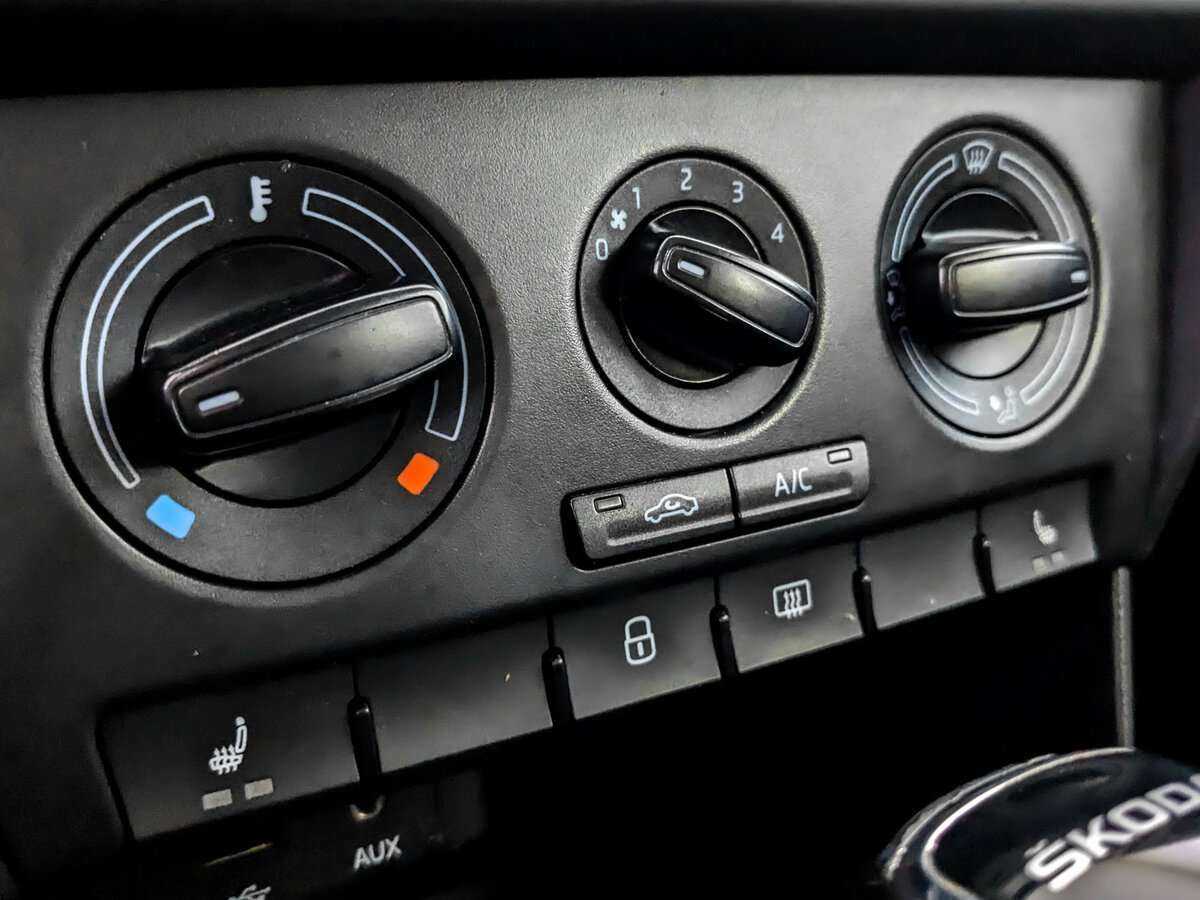 Купить Skoda Rapid, 2016, 168 222 км, фото №20