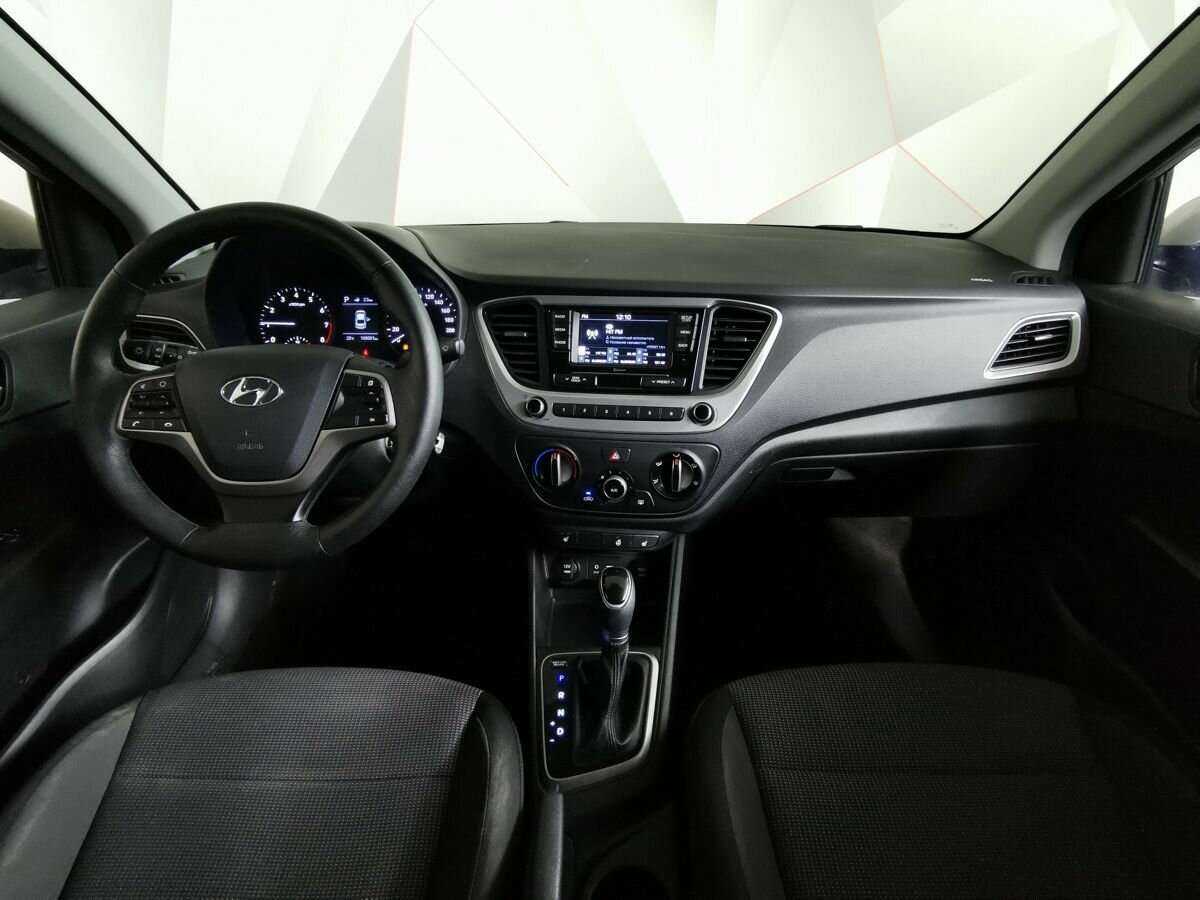 Купить Hyundai Solaris, 2017, 108 077 км, фото №10